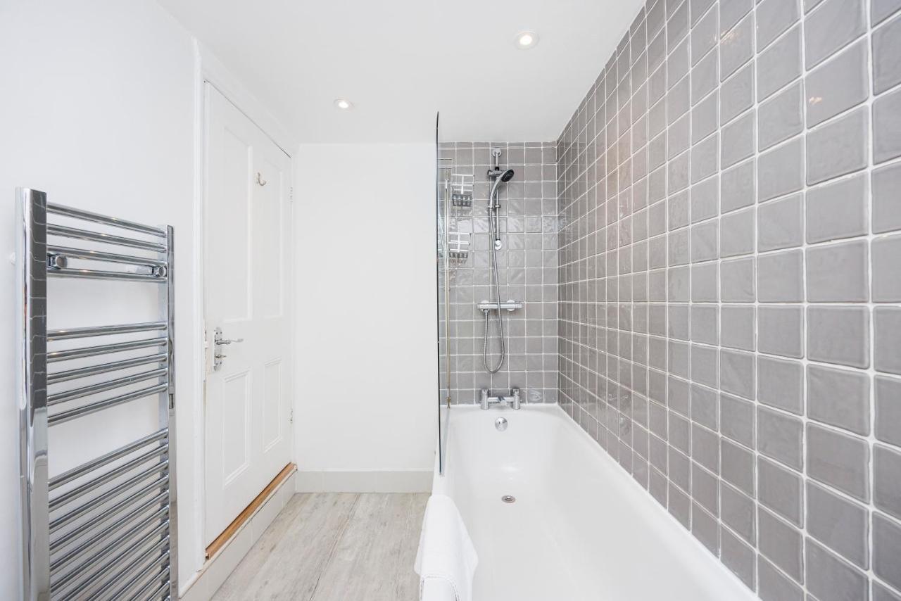 Welcomestay Colliers Wood Two Bed Apartment - Home Away From Home Londýn Exteriér fotografie
