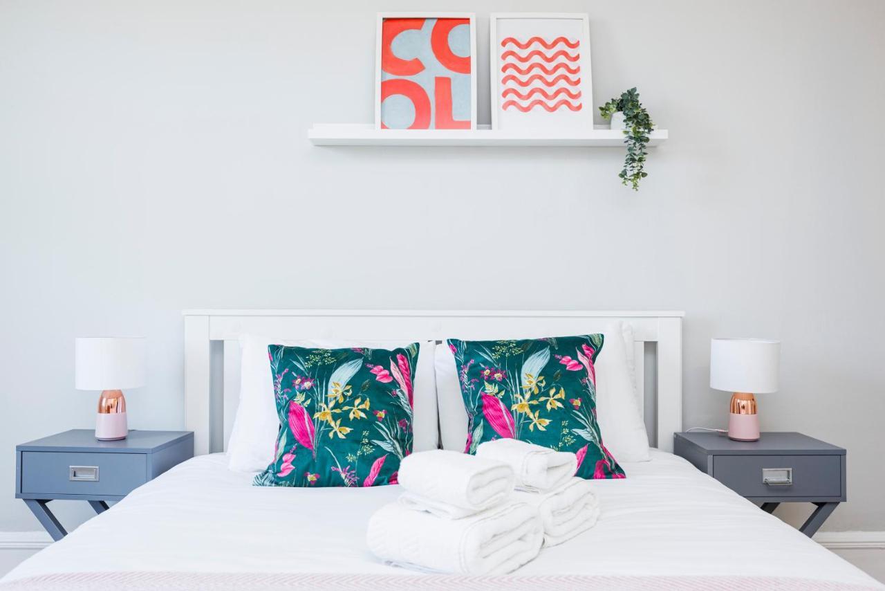 Welcomestay Colliers Wood Two Bed Apartment - Home Away From Home Londýn Exteriér fotografie